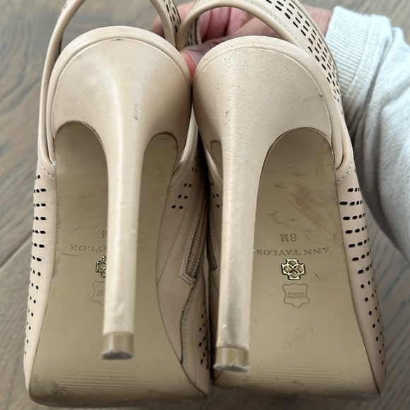 Ann Taylor Marissa Cutout Bootie - Picture 5 of 7